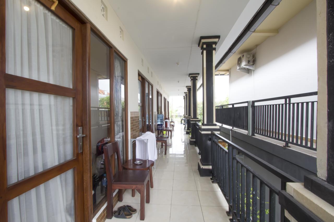 Putra Dadi Guest House Canggu Exterior foto